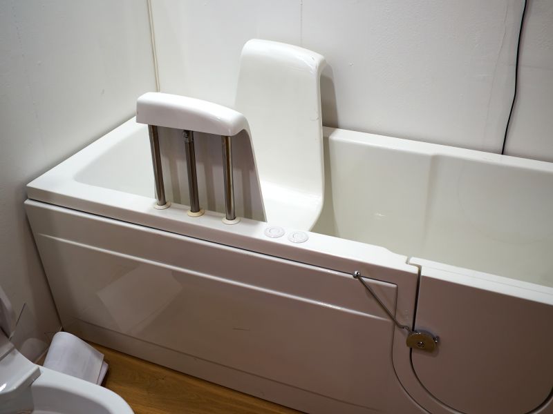 Elderly Bath Makeover - Bath Makeover Broomall, Pennsylvania